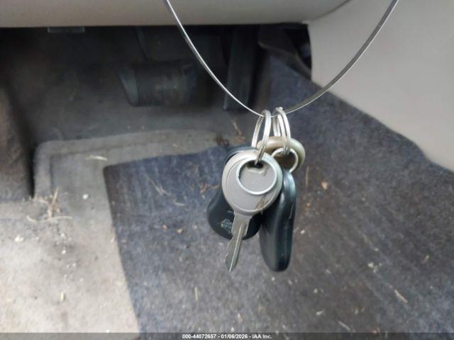 Chrysler LHS Image 2