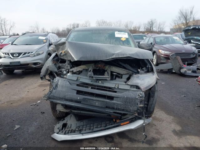 Mitsubishi Outlander Se Image 16