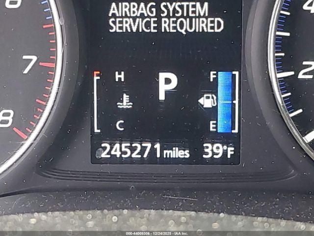 Mitsubishi Outlander Se Image 13