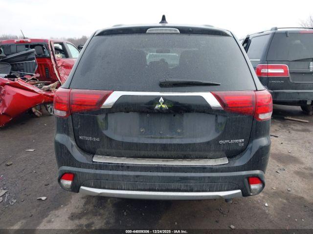 Mitsubishi Outlander Se Image 12