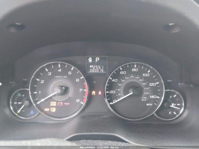 Subaru Outback 2.5i Limited Image 9