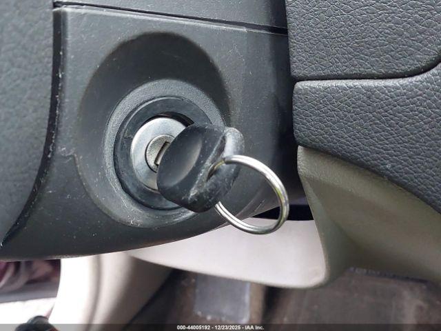 Ford Fusion S Image 14