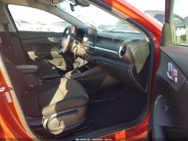 Kia Forte Lxs Image 13