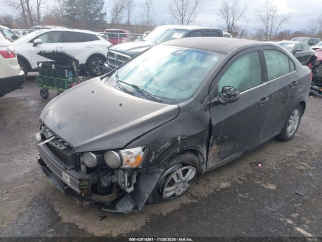 Chevrolet Sonic Lt Auto Image 15