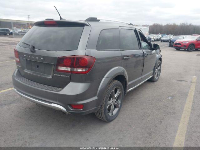 Dodge Journey Crossroad Image 3