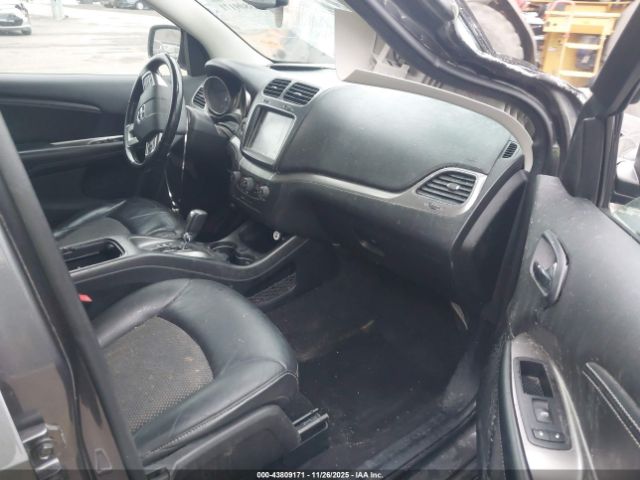 Dodge Journey Crossroad Image 5