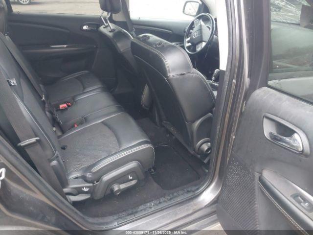 Dodge Journey Crossroad Image 8