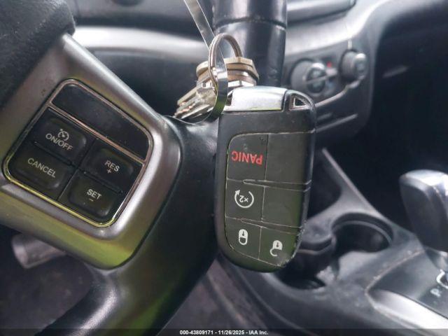 Dodge Journey Crossroad Image 12