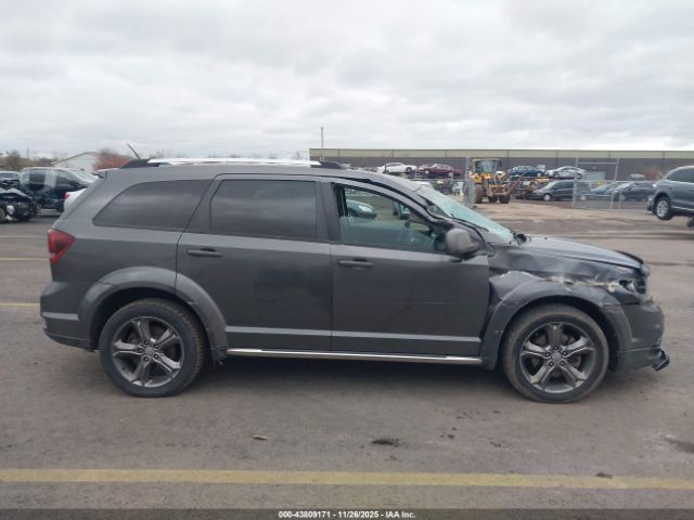 Dodge Journey Crossroad Image 15