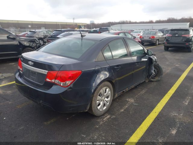 Chevrolet Cruze Ls Auto Image 14