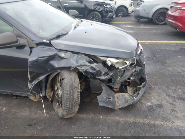 Chevrolet Cruze Ls Auto Image 15