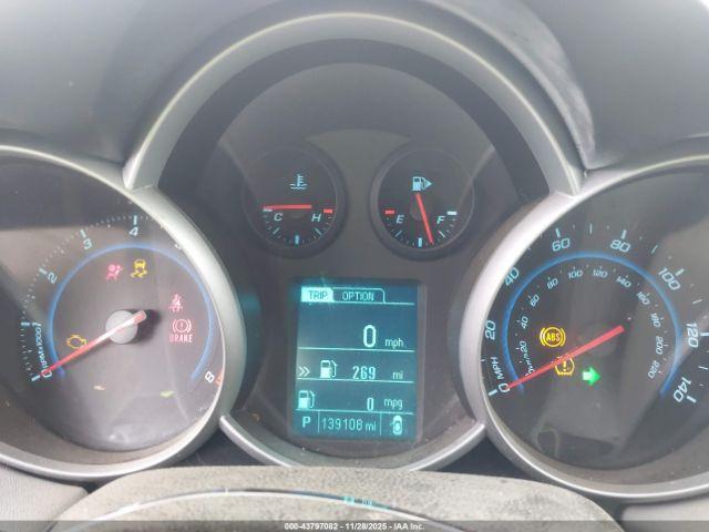 Chevrolet Cruze Ls Auto Image 11