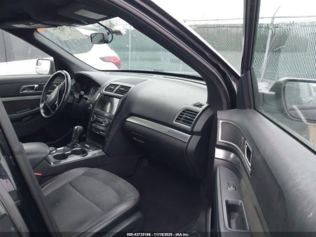 Ford Explorer Xlt Image 13