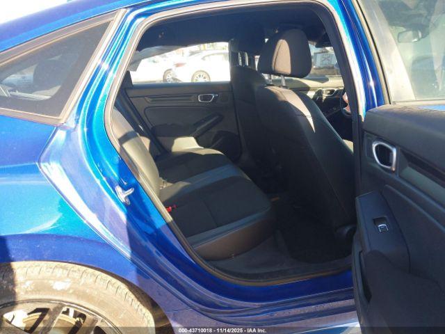 Honda Civic Sport Image 6