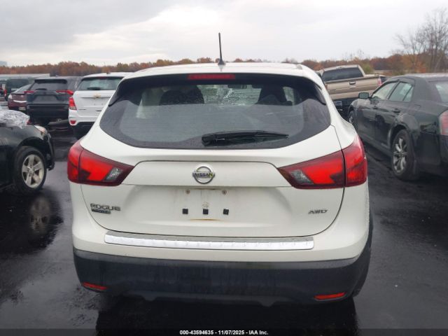 Nissan Rogue S Image 13