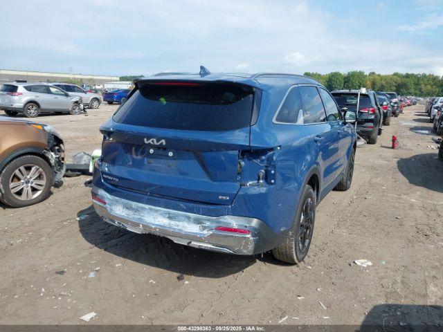 Kia Sorento S Image 8