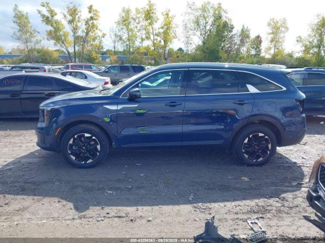 Kia Sorento S Image 6