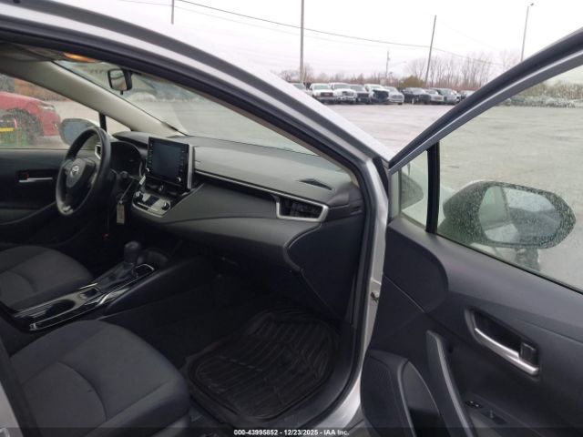 Toyota Corolla Le Image 3