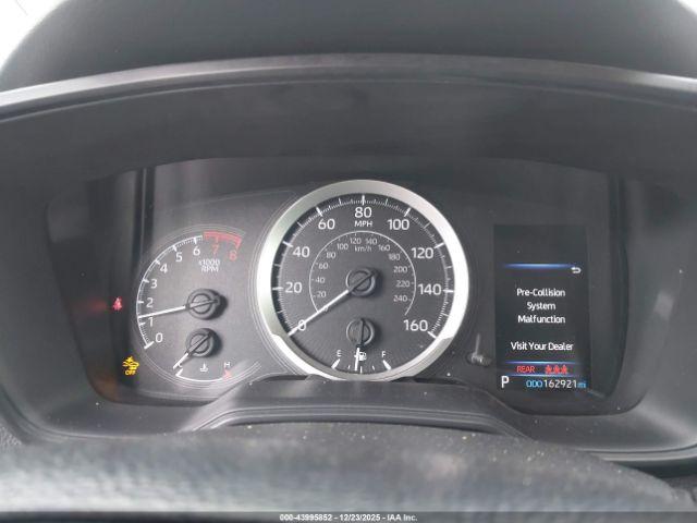 Toyota Corolla Le Image 9