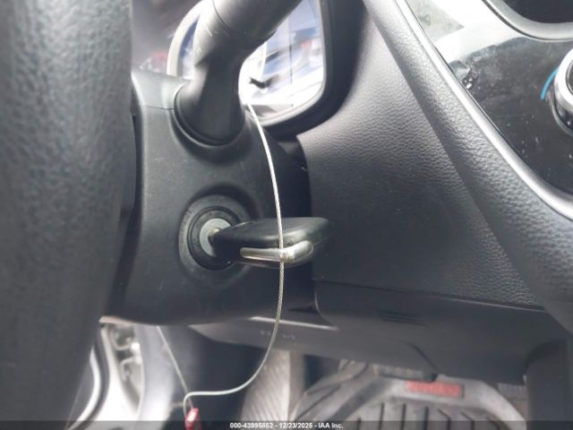 Toyota Corolla Le Image 8