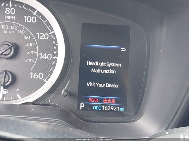 Toyota Corolla Le Image 13