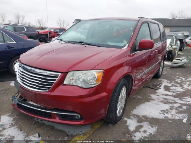 Chrysler Town & Country Touring Image 2