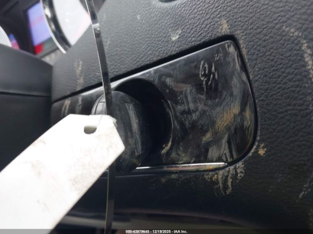 Chrysler Town & Country Touring Image 6