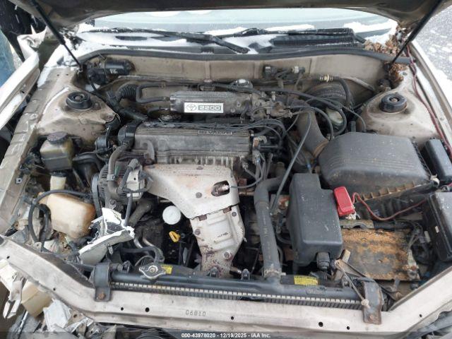 Toyota Camry Image 13