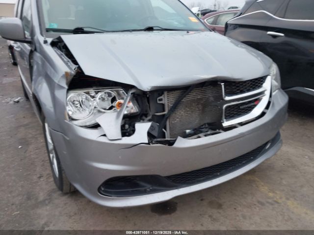 Dodge Grand Caravan Sxt Image 4