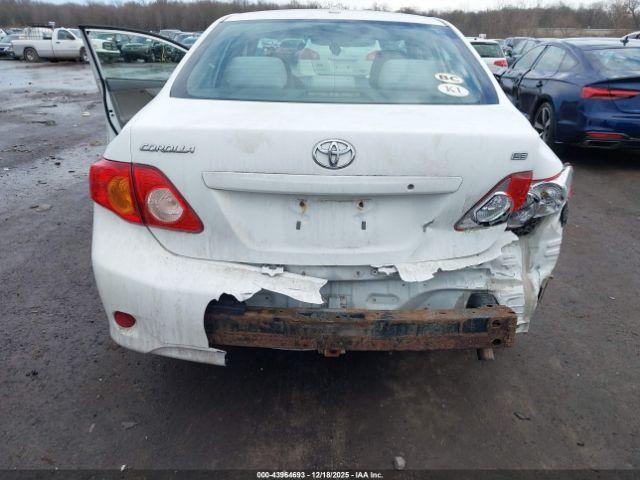 Toyota Corolla Le Image 17