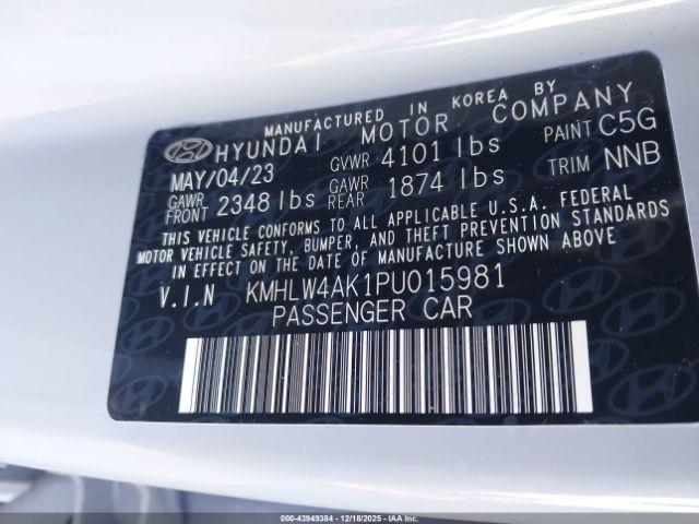 Hyundai ELANTRA Image 6