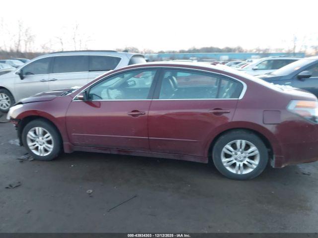 Nissan Altima 2.5 S Image 10
