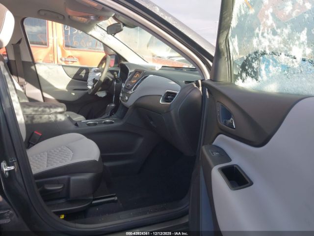 Chevrolet Equinox Ls Image 6