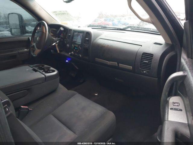 Chevrolet Silverado 2500 Lt Image 6