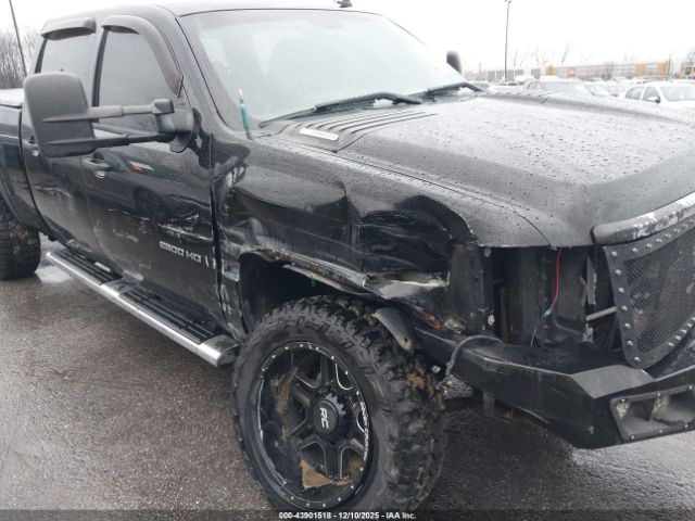 Chevrolet Silverado 2500 Lt Image 7