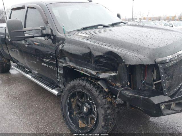 Chevrolet Silverado 2500 Lt Image 7