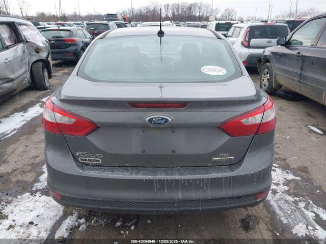 Ford Focus Se Image 16