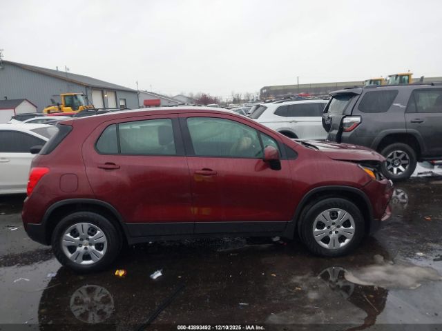Chevrolet Trax Ls Image 11