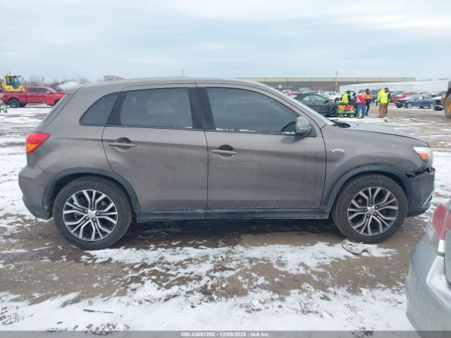 Mitsubishi Outlander 2.0 Es Image 3