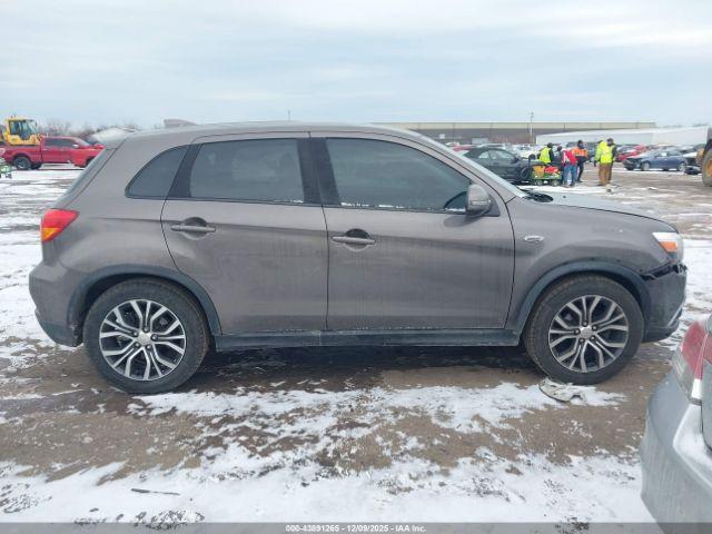 Mitsubishi Outlander 2.0 Es Image 3