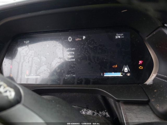 Jeep Grand Cherokee Overland 4x4 Image 3