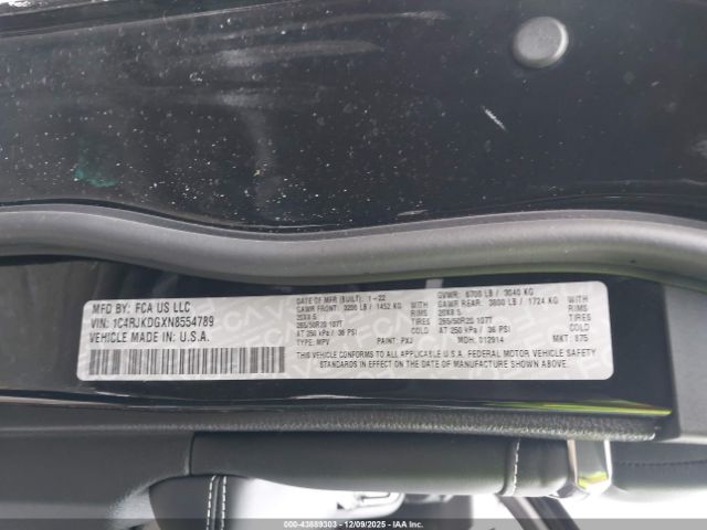 Jeep Grand Cherokee Overland 4x4 Image 2