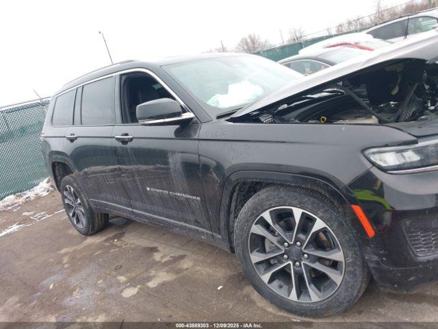 Jeep Grand Cherokee Overland 4x4 Image 10