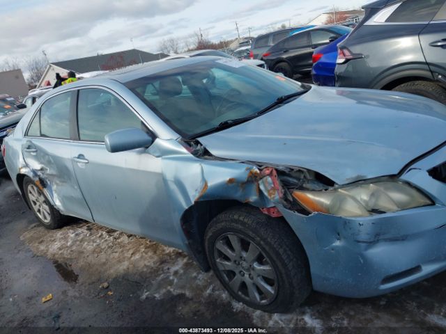 Toyota Camry Xle Image 11