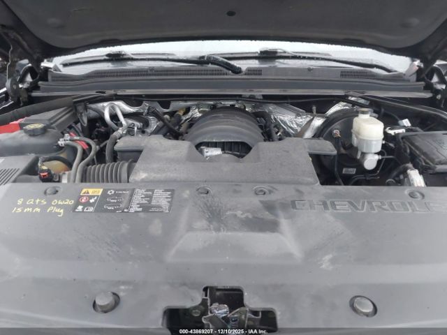 Chevrolet Suburban Lt Image 15