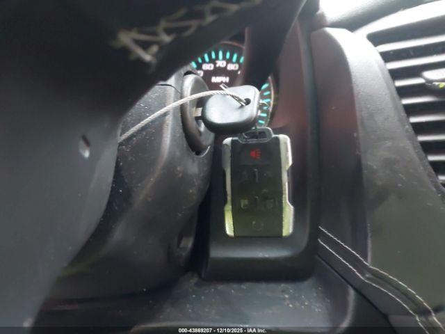 Chevrolet Suburban Lt Image 9