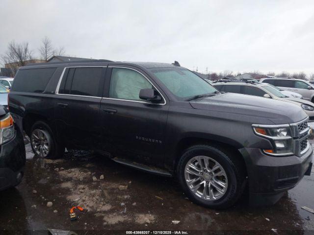 Chevrolet Suburban Lt Image 5