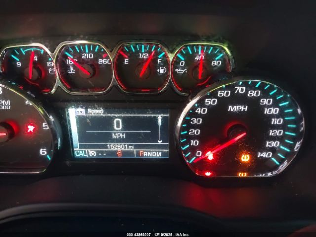 Chevrolet Suburban Lt Image 2