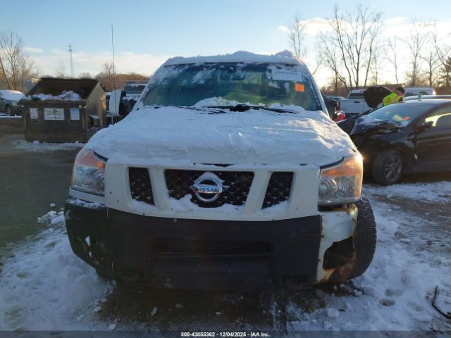 Nissan Titan Image 14