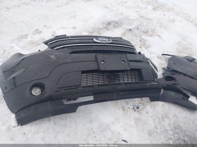 Ford Explorer Limited Image 17